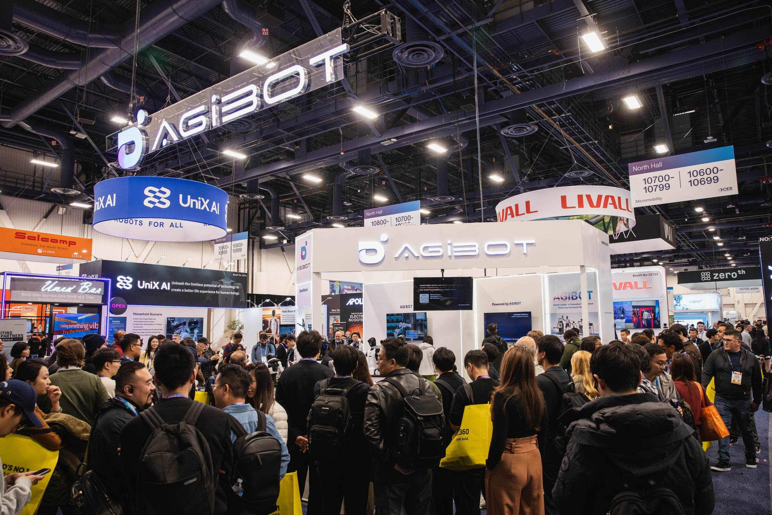 pg大满贯亮相CES 2026，展示具身智能全栈生态